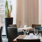 فندق Moevenpick Stuttgart Airport 4*
