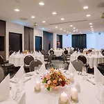 فندق Moevenpick Stuttgart Airport 4*