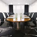 فندق Moevenpick Stuttgart Airport 4*
