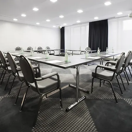 فندق Moevenpick Stuttgart Airport لينفلدن اشتردين