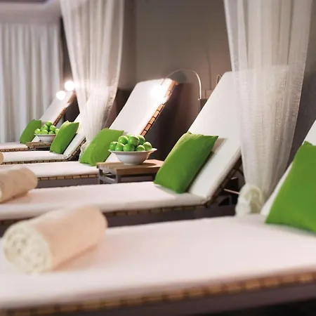 Moevenpick Stuttgart Airport Hotel 4*