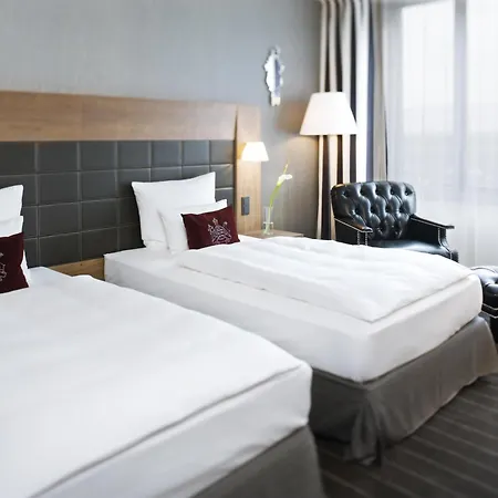 Moevenpick Stuttgart Airport 4*