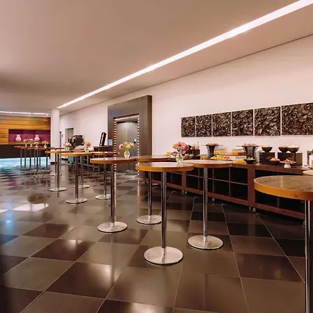 Moevenpick Stuttgart Airport Hotel