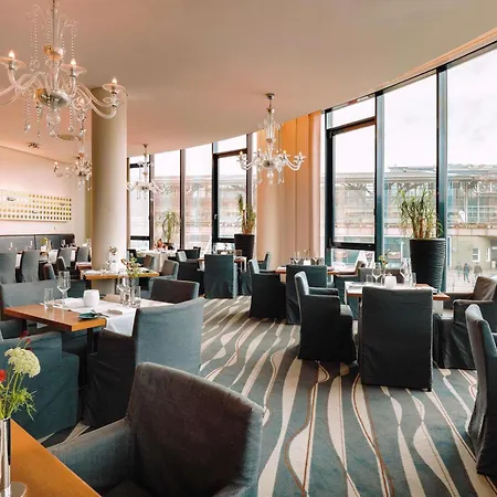 Moevenpick Stuttgart Airport Hotel 4*