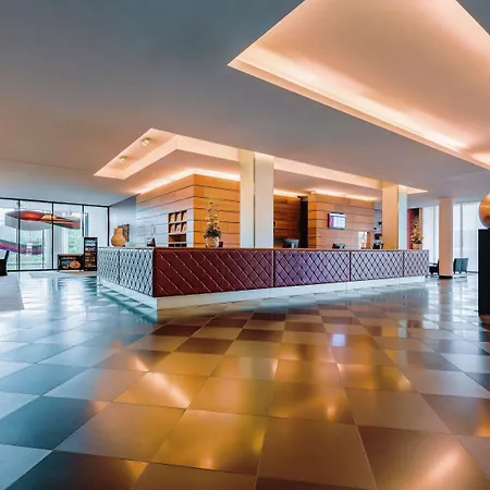 فندق Moevenpick Stuttgart Airport لينفلدن اشتردين
