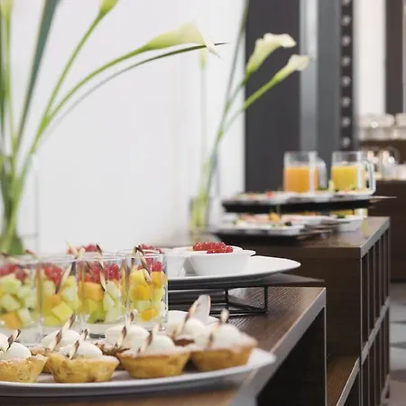 Hotel Moevenpick Stuttgart Airport 4*
