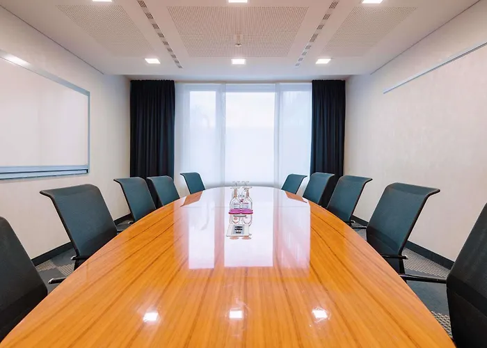 Moevenpick Stuttgart Airport ホテル 4*